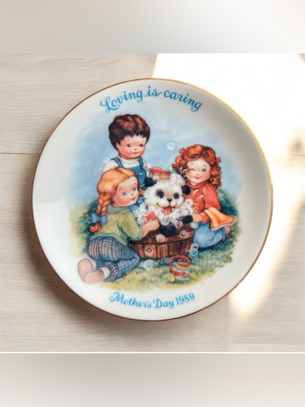 Vintage Avon Loving is Caring Mother's Day Collector Plate 1989